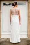 alison robe de mariee demi mesure taille haute dos transparent dentelle chantilly jupe pres du corps