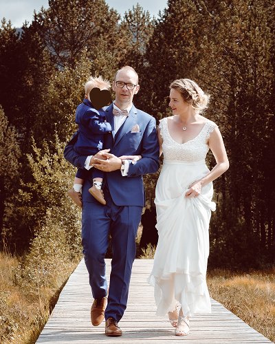 Photo de couple marié, Julia et son mari, en 2020