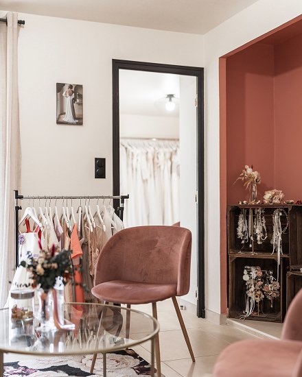 Salon interieur du showroom de Kaa Couture a Avignon